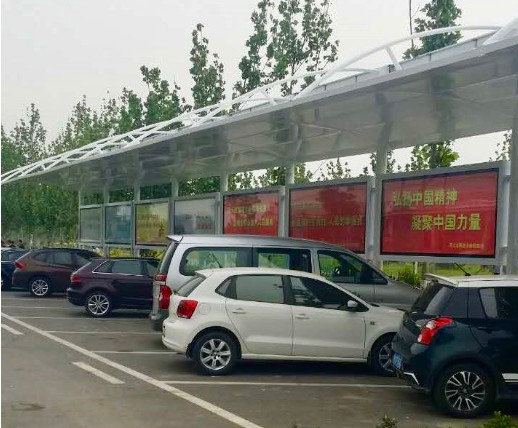 石安高速遮阳车棚广告先行试点建成